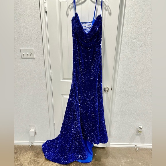 New Sequin Velvet Strapless Formal Dress - Sherri Hill #2959 - Picture 3 of 15
